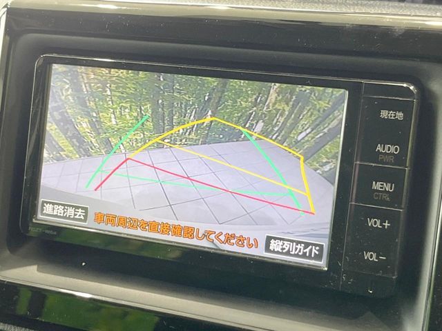 TOYOTA VOXY HYBRID 2014