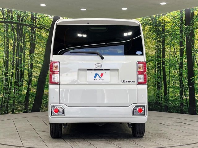 DAIHATSU WAKE 4WD 2016