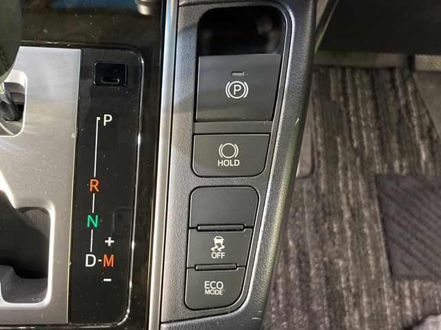 TOYOTA VELLFIRE 2015