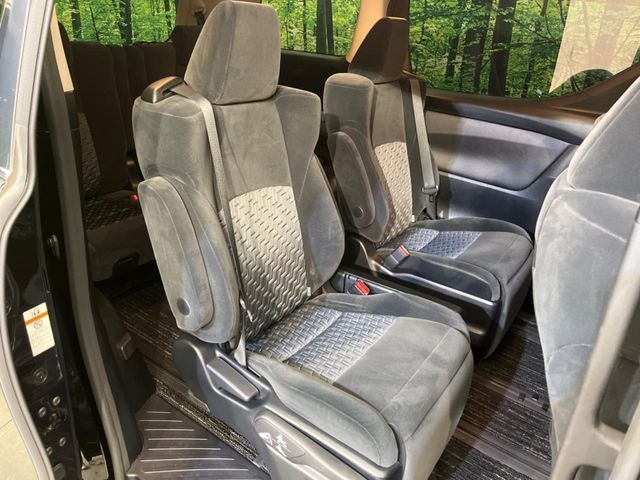 TOYOTA VELLFIRE 2015