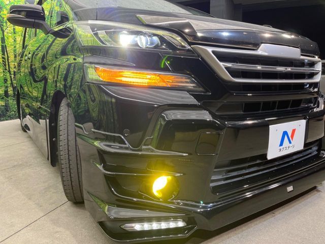 TOYOTA VELLFIRE 2015