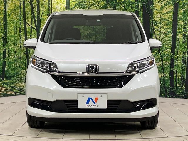 HONDA FREED 4WD 2023