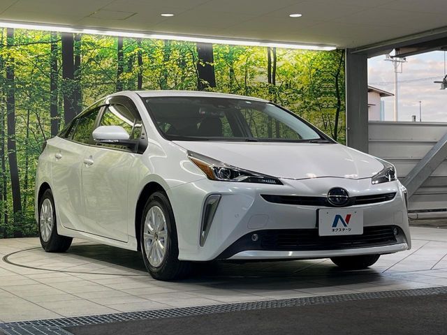 TOYOTA PRIUS 2021
