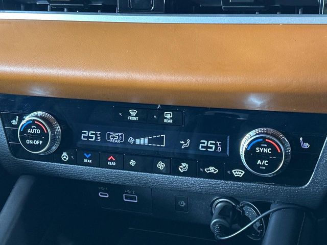 MITSUBISHI OUTLANDER PHEV 2022