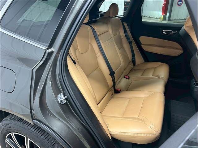 VOLVO VOLVO XC60 2021