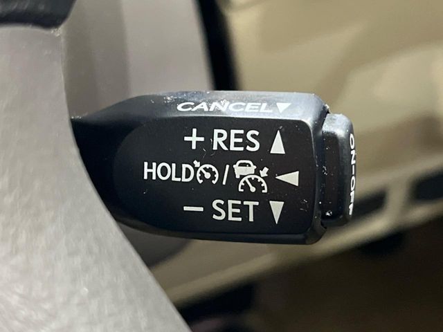 TOYOTA LANDCRUISER PRADO 2023