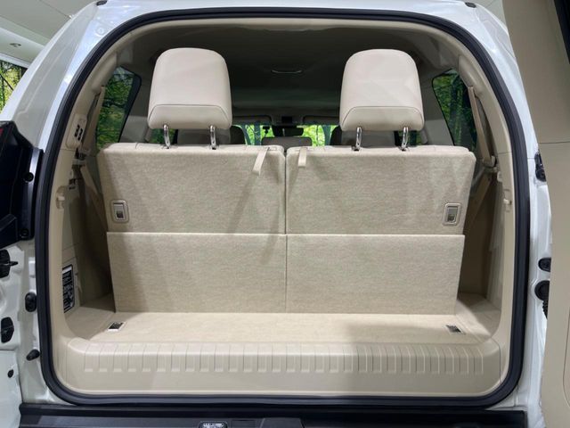 TOYOTA LANDCRUISER PRADO 2023