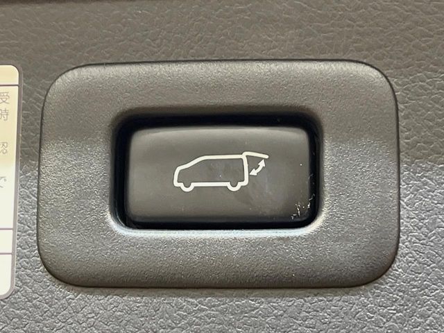 TOYOTA ALPHARD hybrid 4WD 2020