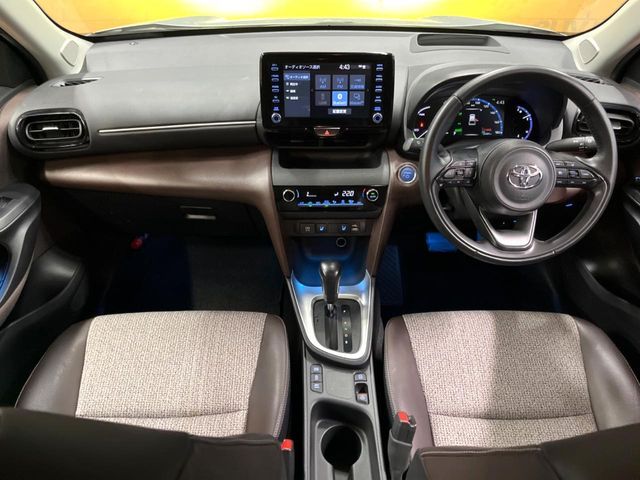 TOYOTA YARIS CROSS HYBRID 2022