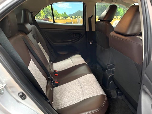 TOYOTA YARIS CROSS HYBRID 2022