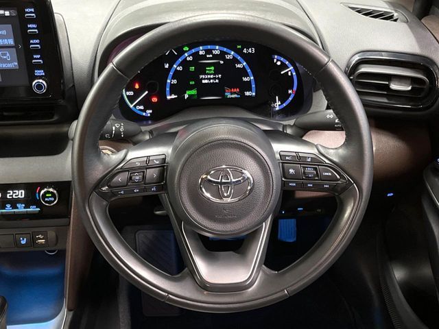 TOYOTA YARIS CROSS HYBRID 2022