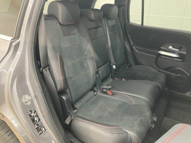 MERCEDES BENZ MERCEDES BENZ GLB 2022