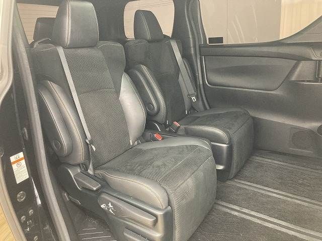 TOYOTA VELLFIRE  HYBRID 4WD 2020