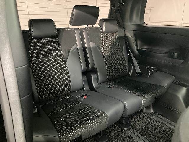 TOYOTA VELLFIRE  HYBRID 4WD 2020