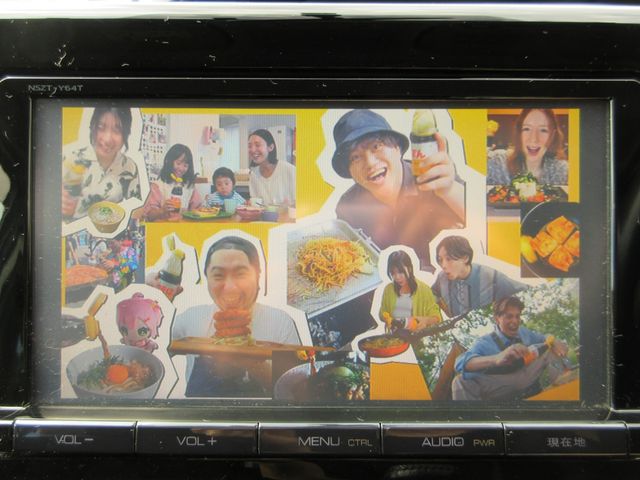 TOYOTA ESQUIRE 4WD 2015