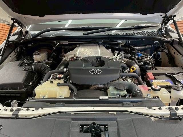 TOYOTA HILUX 4WD 2022