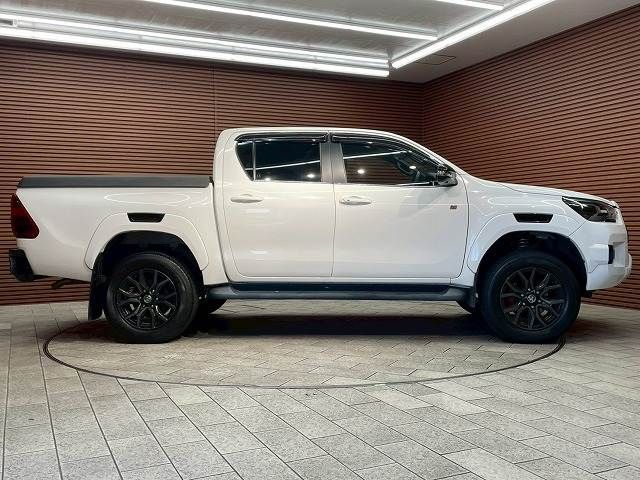 TOYOTA HILUX 4WD 2022