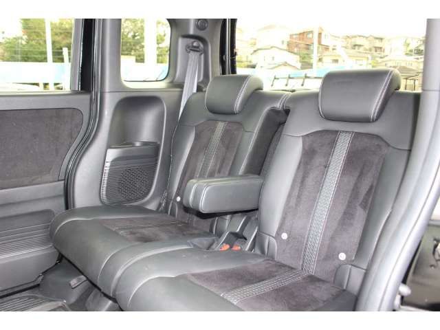 HONDA N BOX CUSTOM 2022