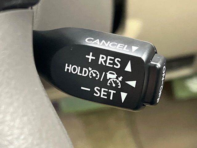 TOYOTA LANDCRUISER PRADO 2023