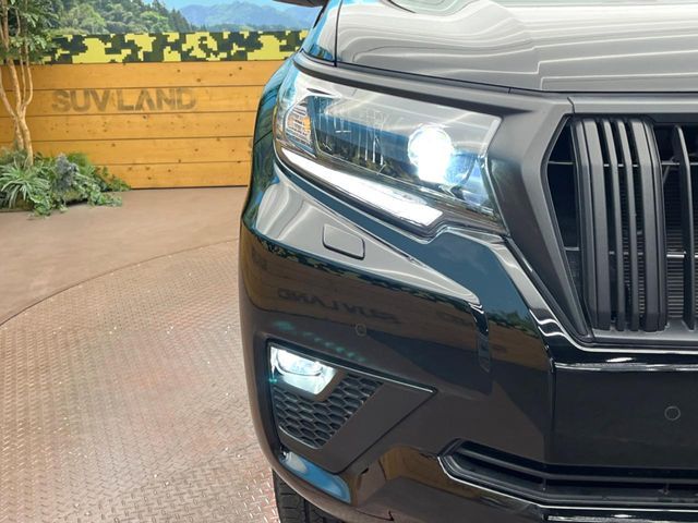 TOYOTA LANDCRUISER PRADO 2023