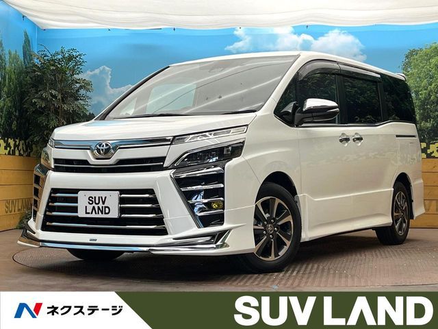 TOYOTA VOXY 2021