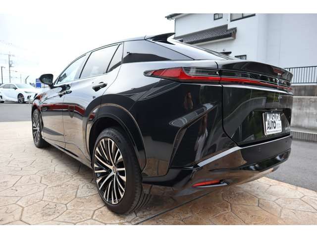 TOYOTA LEXUS RZ450e 2023