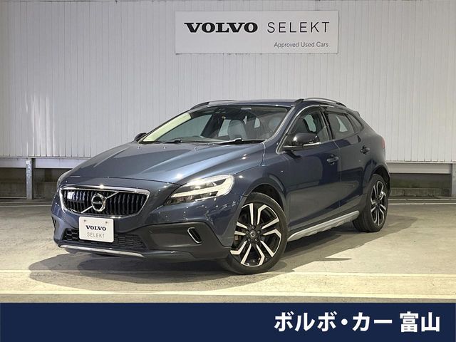 VOLVO VOLVO V40 CROSS COUNTRY 2017