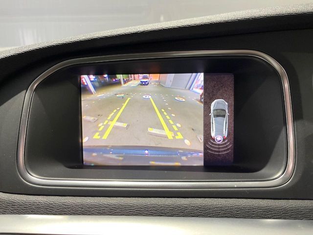 VOLVO VOLVO V40 CROSS COUNTRY 2017