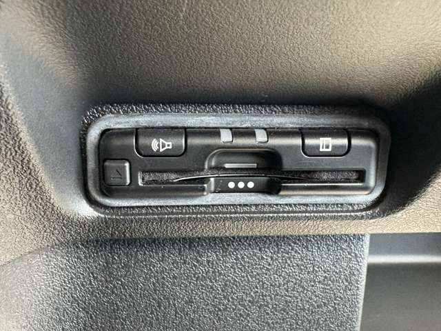 HONDA N BOX CUSTOM 2023