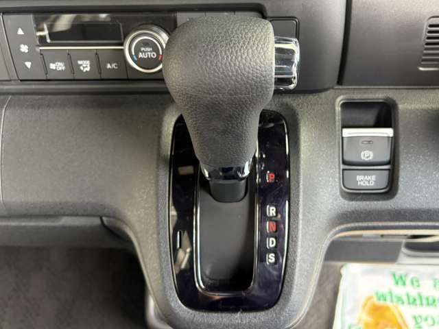 HONDA N BOX CUSTOM 2023