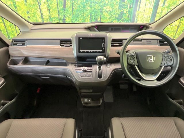 HONDA FREED 2022