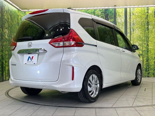 HONDA FREED 2022