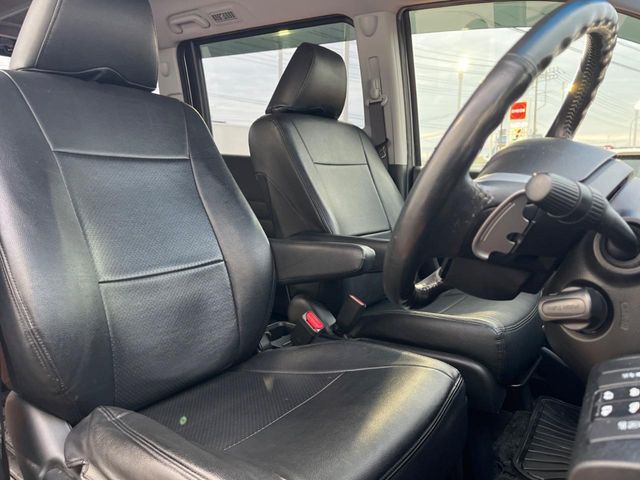 HONDA STEPWAGON SPADA 2014