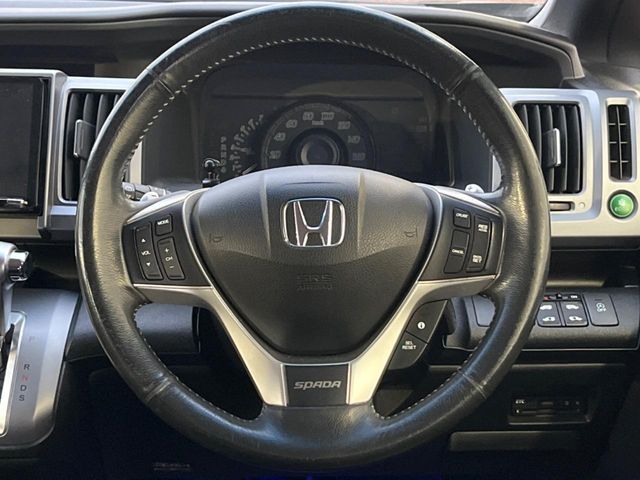 HONDA STEPWAGON SPADA 2014