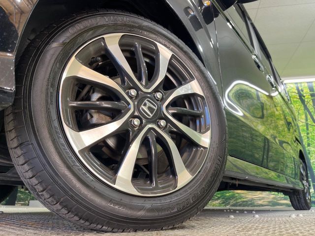 HONDA N BOX CUSTOM 2018