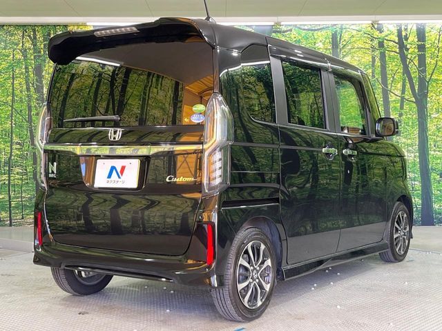 HONDA N BOX CUSTOM 2018