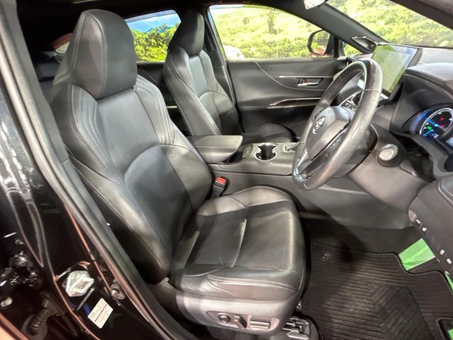 TOYOTA HARRIER HYBRID 2021