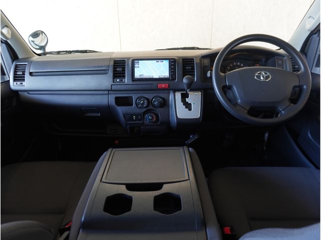 TOYOTA HIACE van 1.25t 2WD 2016
