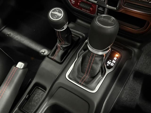 JEEP JEEP GLADIATOR 2023