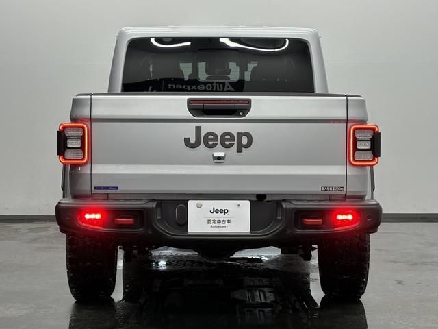 JEEP JEEP GLADIATOR 2023