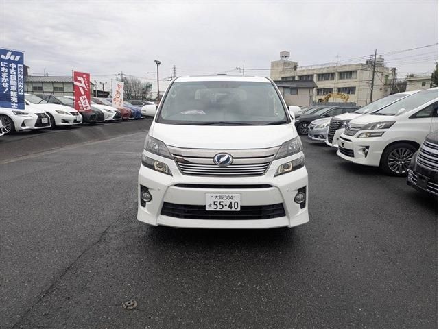 TOYOTA VELLFIRE 2013