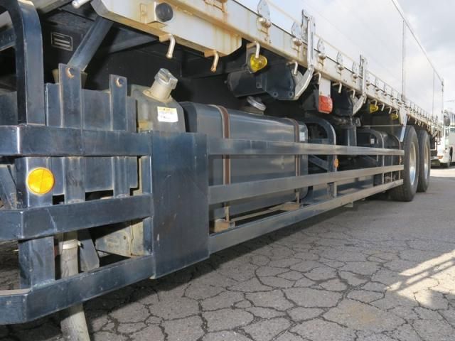 MITSUBISHI FUSOU SUPER GREAT 2014