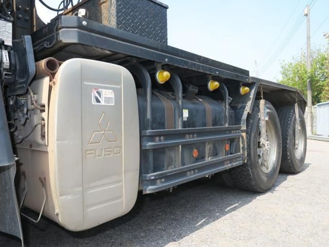 MITSUBISHI FUSOU SUPER GREAT 2016