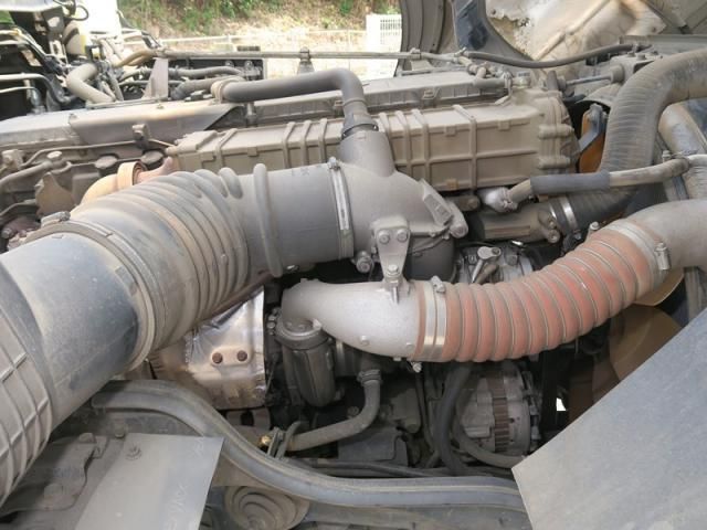 MITSUBISHI FUSOU SUPER GREAT 2016