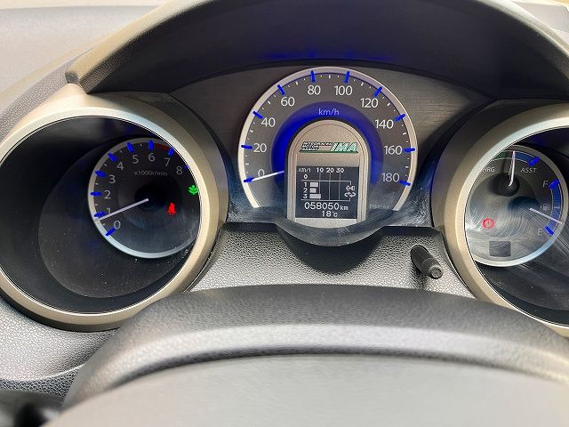 HONDA FIT HYBRID 2010