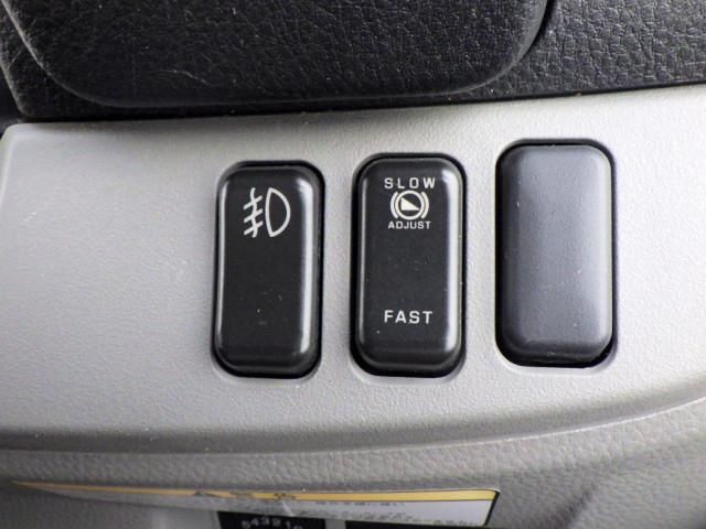 MITSUBISHI CANTER 2021