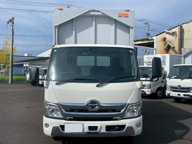 HINO DUTRO 2024