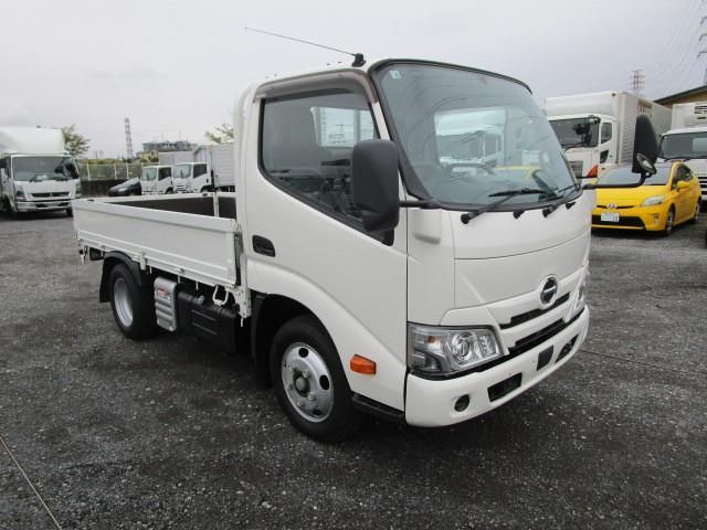 HINO DUTRO 2020