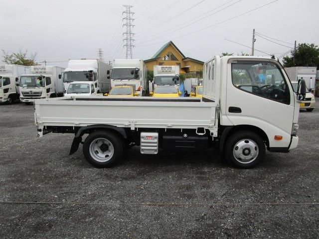 HINO DUTRO 2020