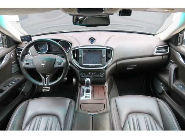 MASERATI MASERATI GHIBLI Sedan 2015